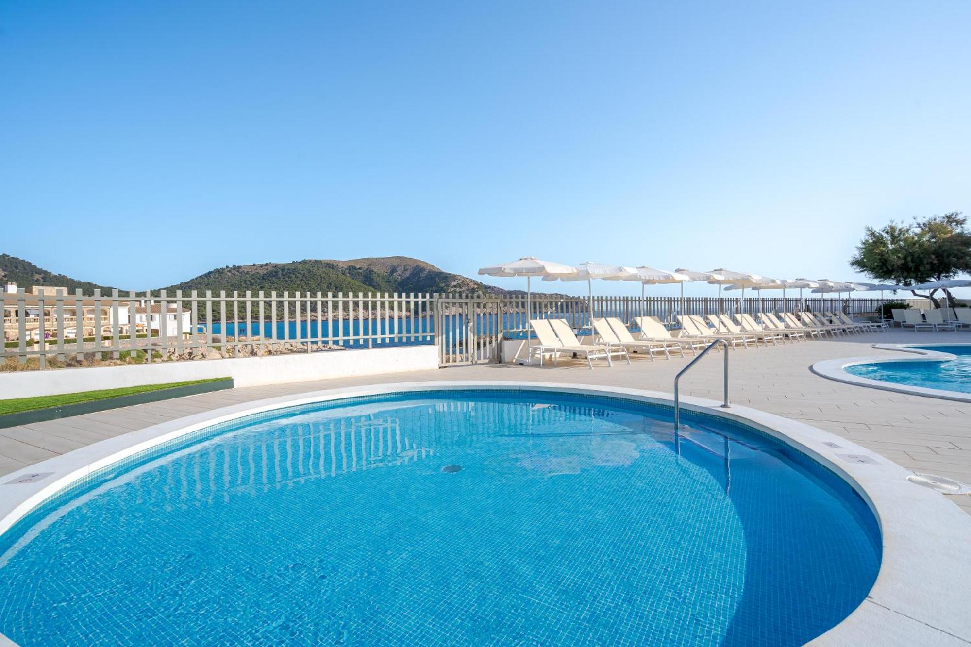 THB Guya Playa Hotel Cala Ratjada  Bagian luar foto